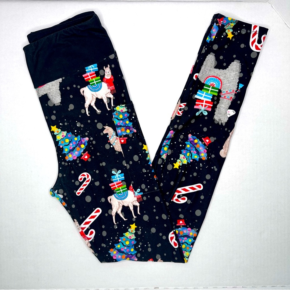 Fantasy & Fable Collective | Kids Winter Theme Legging Llama | Size L/XL